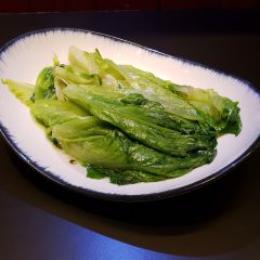 Stir-fried Chinese Lettuce with Garlic